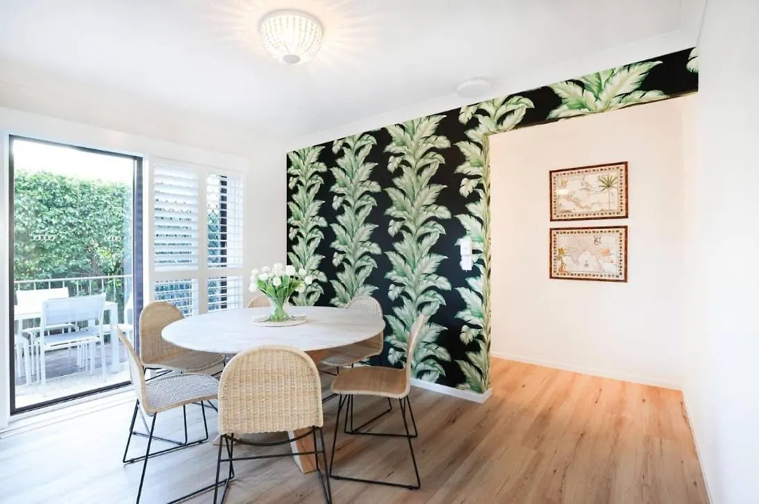 Budds Villa 2 By Khove Gold Coast 0*,  Australia
